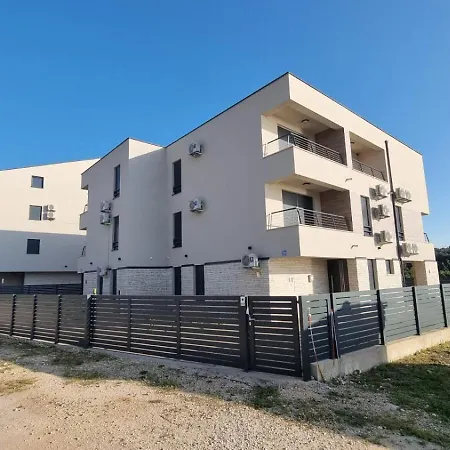 Penthouse Sunset * Medolino