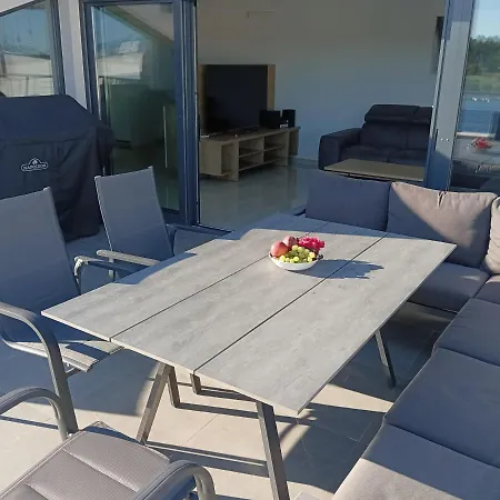Апартаменты Penthouse Sunset Медулин