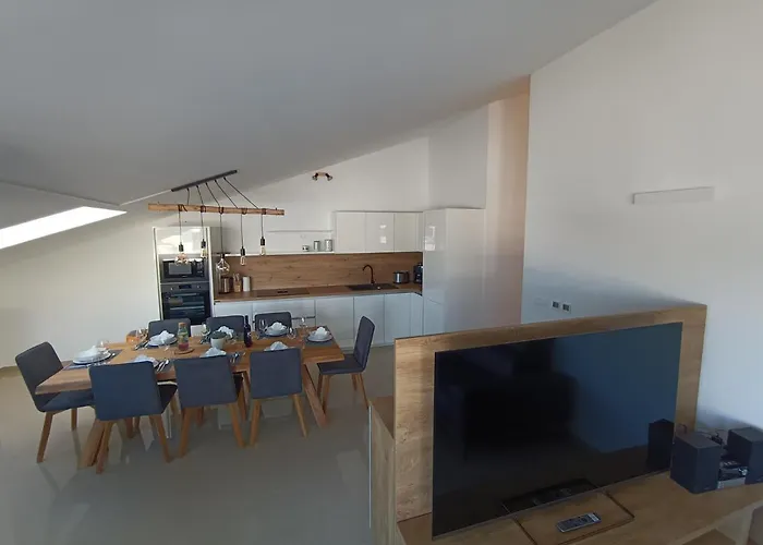 Penthouse Sunset Apartman *